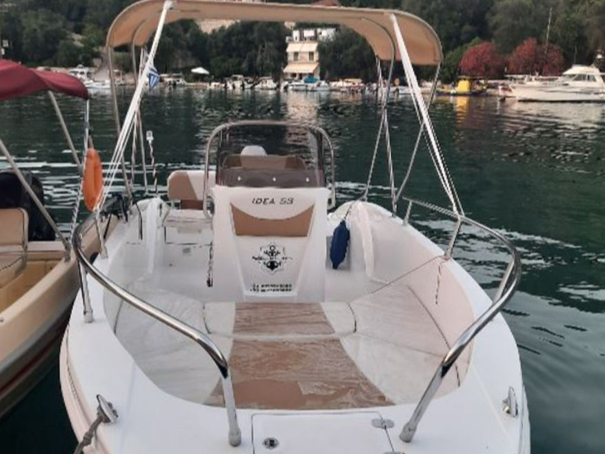 Bora Bora - Fasoulias Rent a Boat